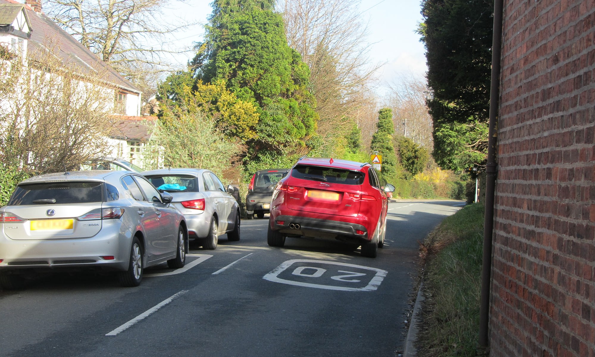 Image showing restrictive pedestrian access on Holt Road.
